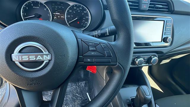Photo of 2025 Gun Metallic Nissan Versa
