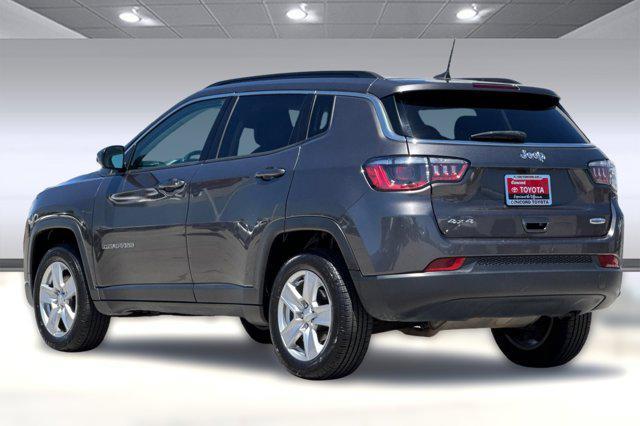 Photo of 2022 Granite Crystal Metallic Clearcoat Jeep Compass