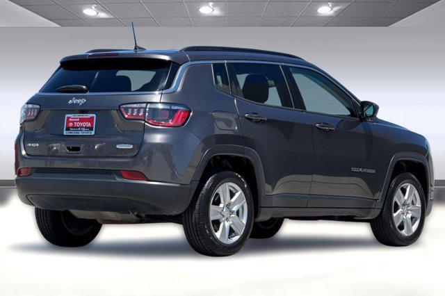 Photo of 2022 Granite Crystal Metallic Clearcoat Jeep Compass