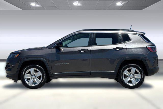Photo of 2022 Granite Crystal Metallic Clearcoat Jeep Compass