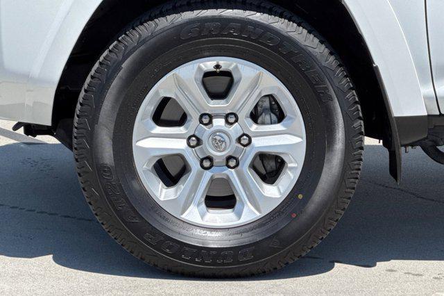 Photo of 2024 Ice Cap Toyota 4Runner