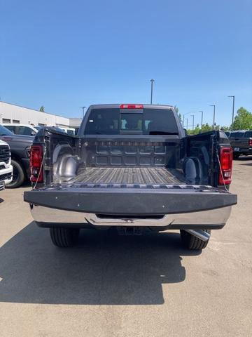Photo of 2025 Granite Crystal Clearcoat Metallic RAM 2500