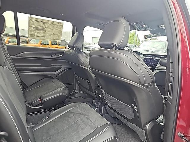 Photo of 2025 Velvet Red Pearlcoat Jeep Grand Cherokee L