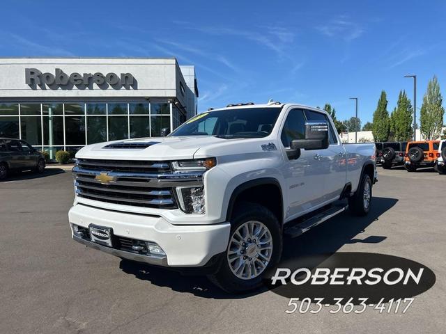 Photo of 2022 Iridescent Pearl Tricoat Chevrolet Silverado 3500