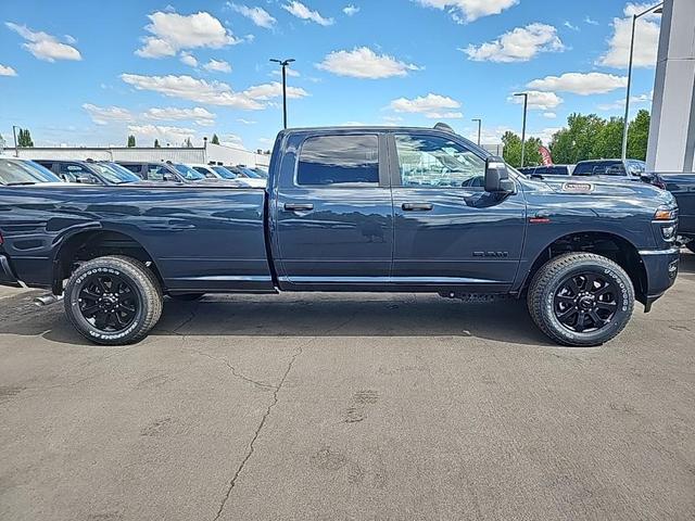Photo of 2025 Blue Metallic RAM 3500