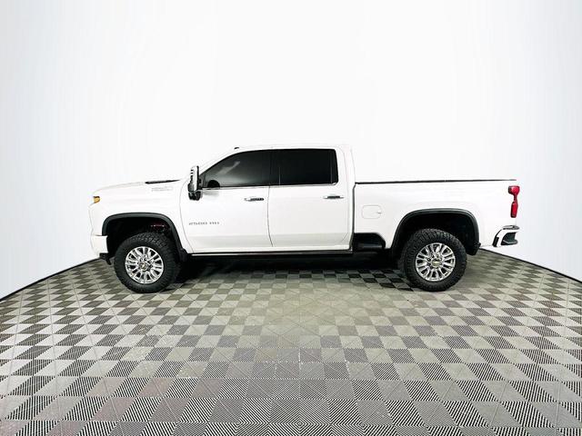 Photo of 2021 White Chevrolet Silverado 2500