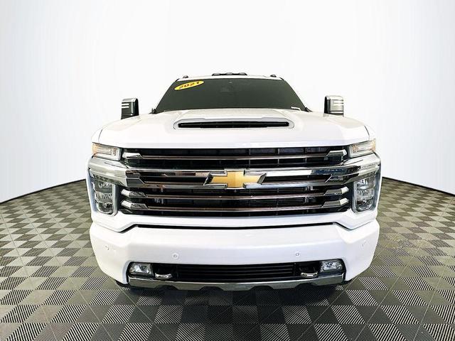 Photo of 2021 White Chevrolet Silverado 2500