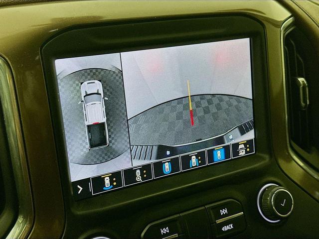 Photo of 2021 White Chevrolet Silverado 2500