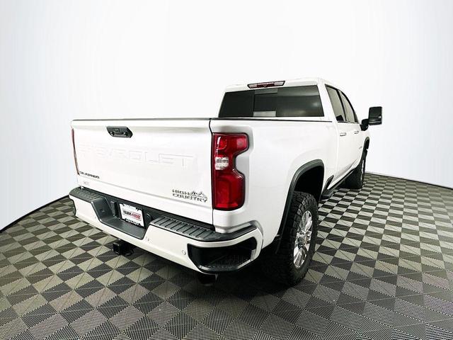 Photo of 2021 White Chevrolet Silverado 2500