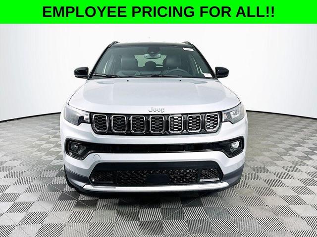 Photo of 2025 Silver Jeep Compass