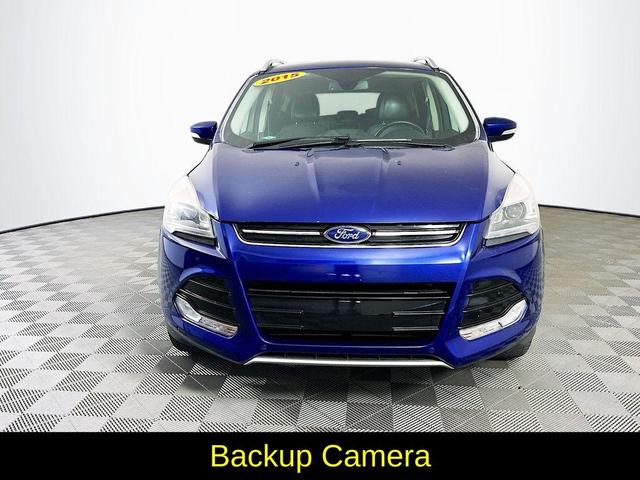 Photo of 2015 Blue Ford Escape