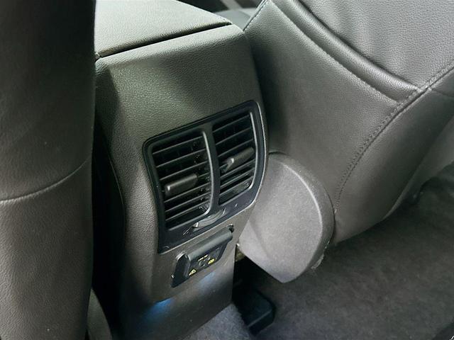 Photo of 2015 Blue Ford Escape