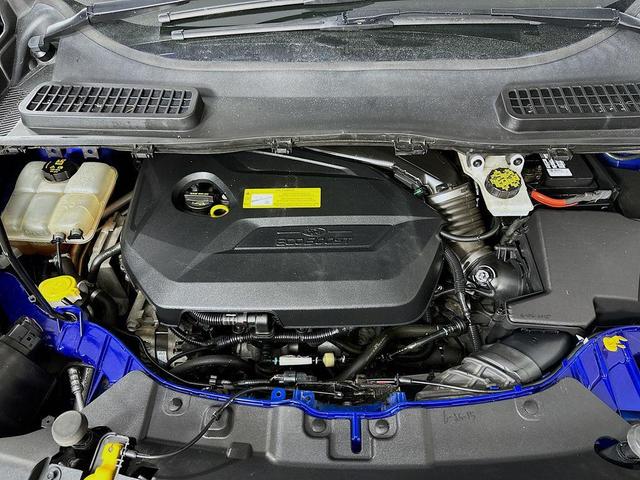 Photo of 2015 Blue Ford Escape
