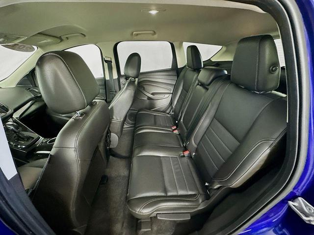Photo of 2015 Blue Ford Escape