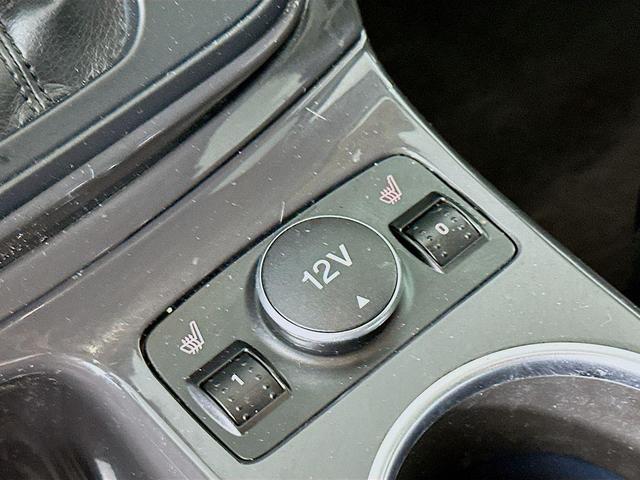 Photo of 2015 Blue Ford Escape