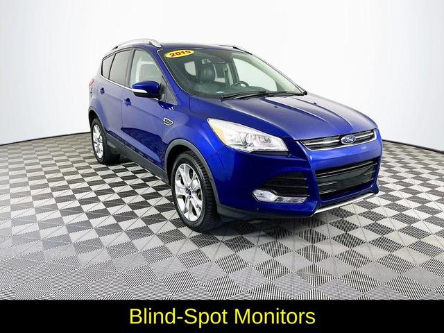 Photo of 2015 Blue Ford Escape