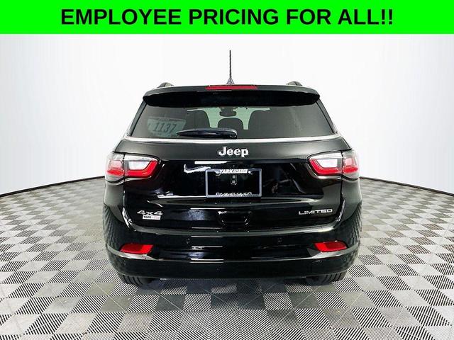 Photo of 2025 Black Jeep Compass