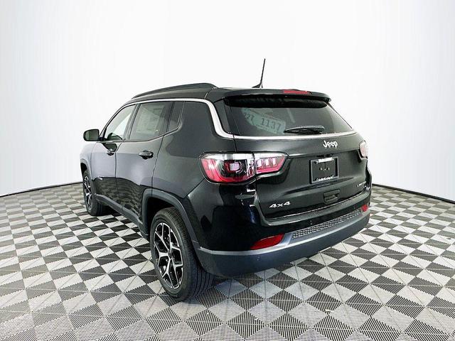 Photo of 2025 Black Jeep Compass