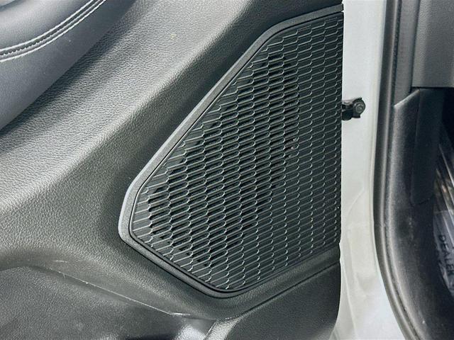 Photo of 2023 Silver Jeep Grand Cherokee