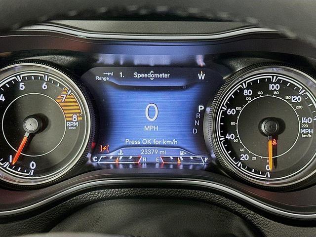 Photo of 2022 White Jeep Cherokee