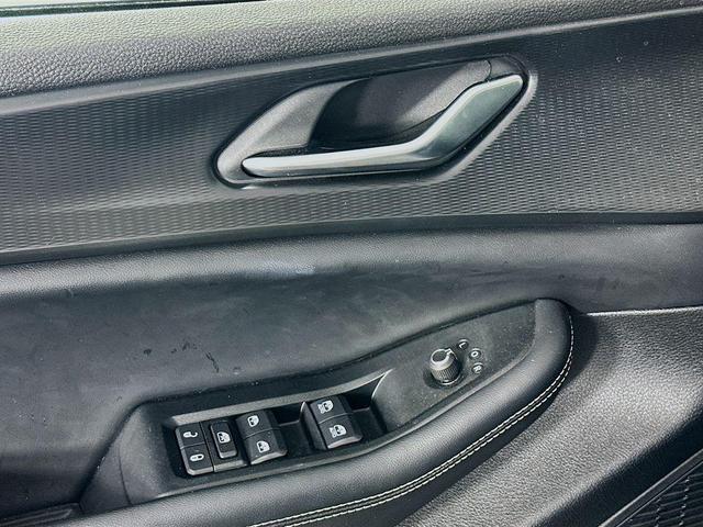 Photo of 2023 Silver Jeep Grand Cherokee