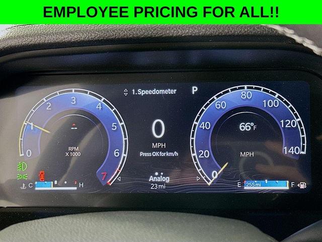 Photo of 2025 White Jeep Grand Cherokee L