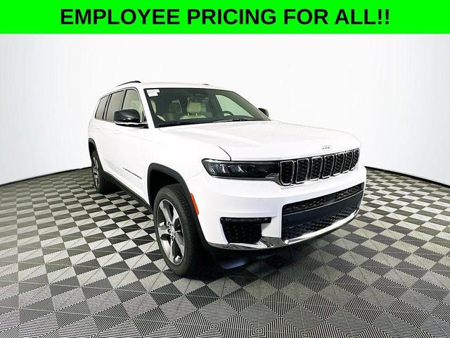 Photo of 2025 White Jeep Grand Cherokee L