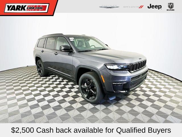 Photo of 2025 Gray Jeep Grand Cherokee L
