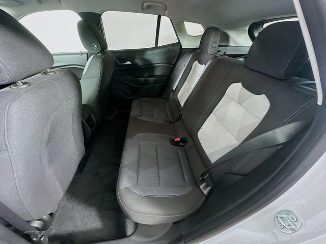 Photo of 2024 White Chevrolet Trax