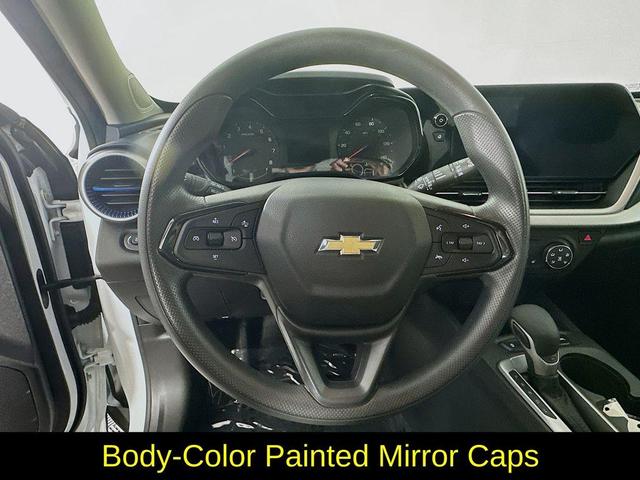 Photo of 2024 White Chevrolet Trax