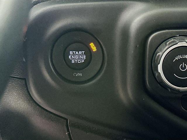Photo of 2021 Gray Jeep Wrangler Unlimited