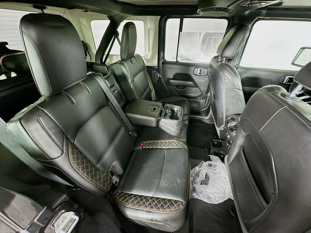 Photo of 2021 Gray Jeep Wrangler Unlimited