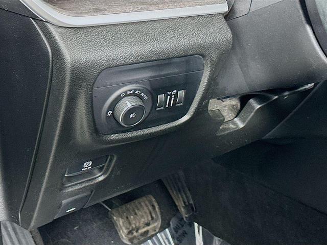 Photo of 2022 Orange Jeep Grand Cherokee L