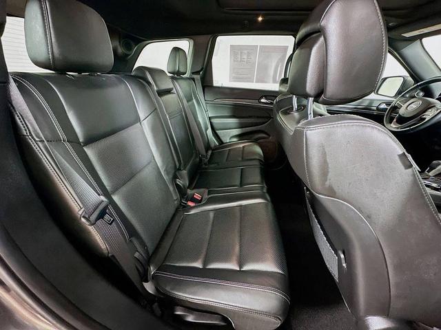 Photo of 2021 Gray Jeep Grand Cherokee