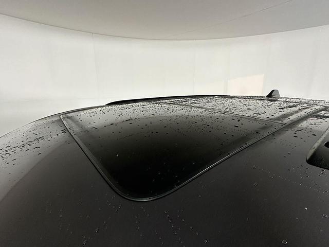 Photo of 2021 Gray Jeep Grand Cherokee