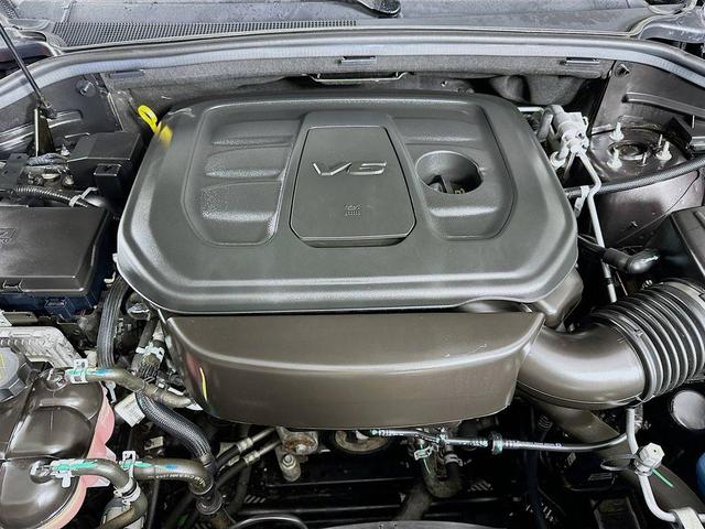 Photo of 2021 Gray Jeep Grand Cherokee