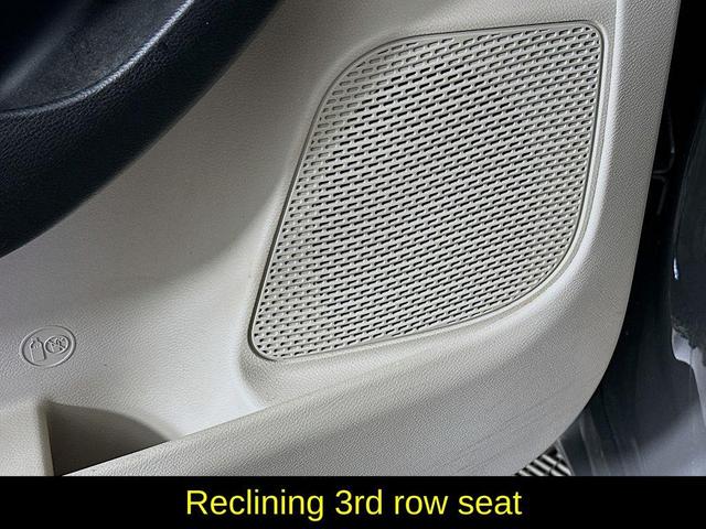 Photo of 2023 Gray Chrysler Pacifica