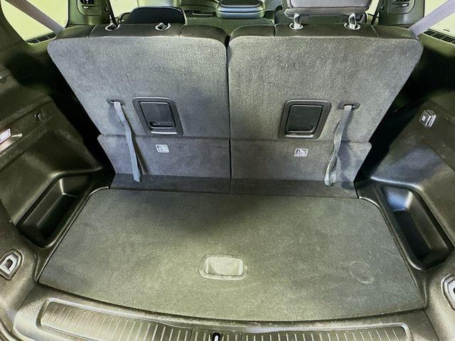 Photo of 2024 Black Jeep Grand Cherokee L