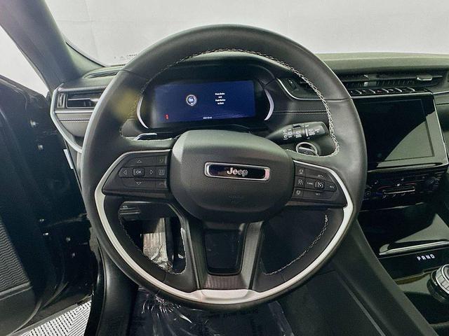 Photo of 2024 Black Jeep Grand Cherokee L