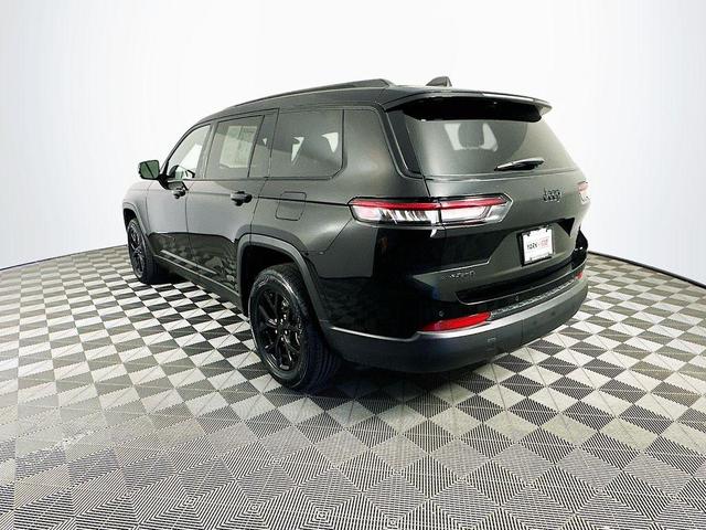 Photo of 2024 Black Jeep Grand Cherokee L