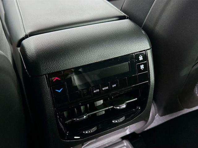 Photo of 2025 Gray Jeep Grand Cherokee L