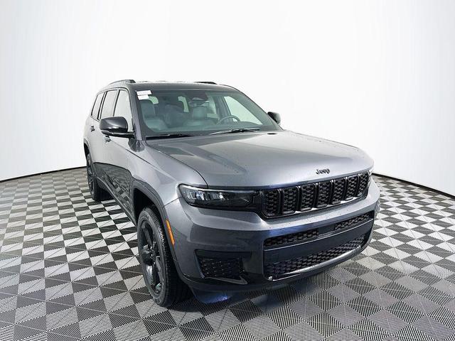 Photo of 2025 Gray Jeep Grand Cherokee L