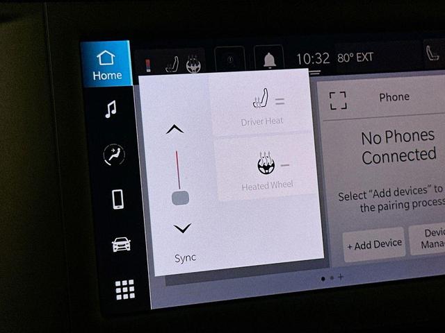 Photo of 2023 Silver Chrysler Voyager
