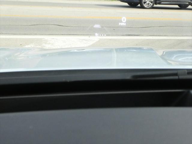 Photo of 2022 White Diamond Mitsubishi Outlander