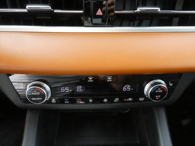 Photo of 2022 White Diamond Mitsubishi Outlander