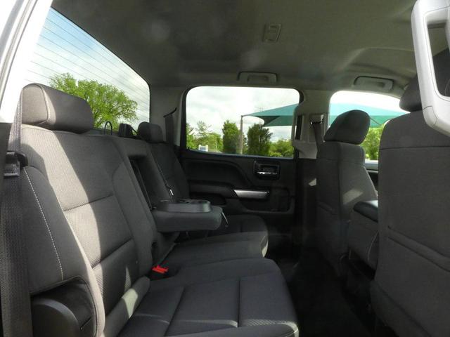 Photo of 2017 Silver Ice Metallic Chevrolet Silverado 1500