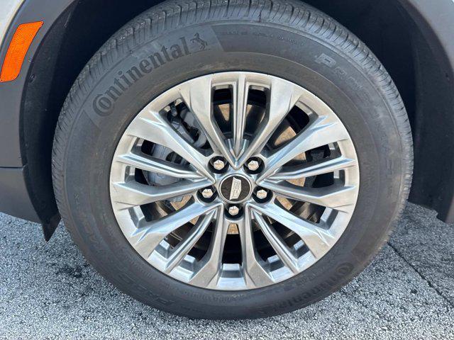 Photo of 2025 Latte Metallic Cadillac XT4