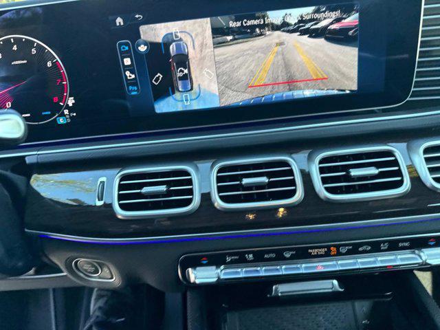 Photo of 2025 Black Mercedes-Benz GLS 450