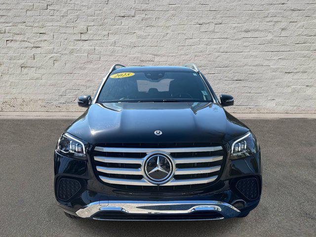 Photo of 2025 Black Mercedes-Benz GLS 450