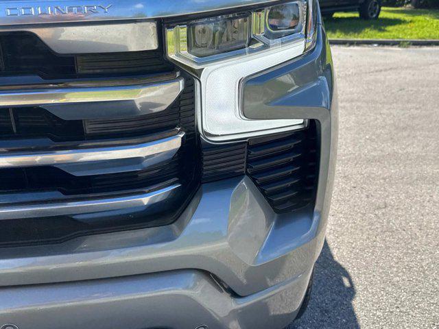 Photo of 2024 Sterling Gray Metallic Chevrolet Silverado 1500
